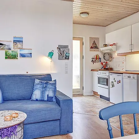 아파트 4 Person In Gudhjem-by Traum